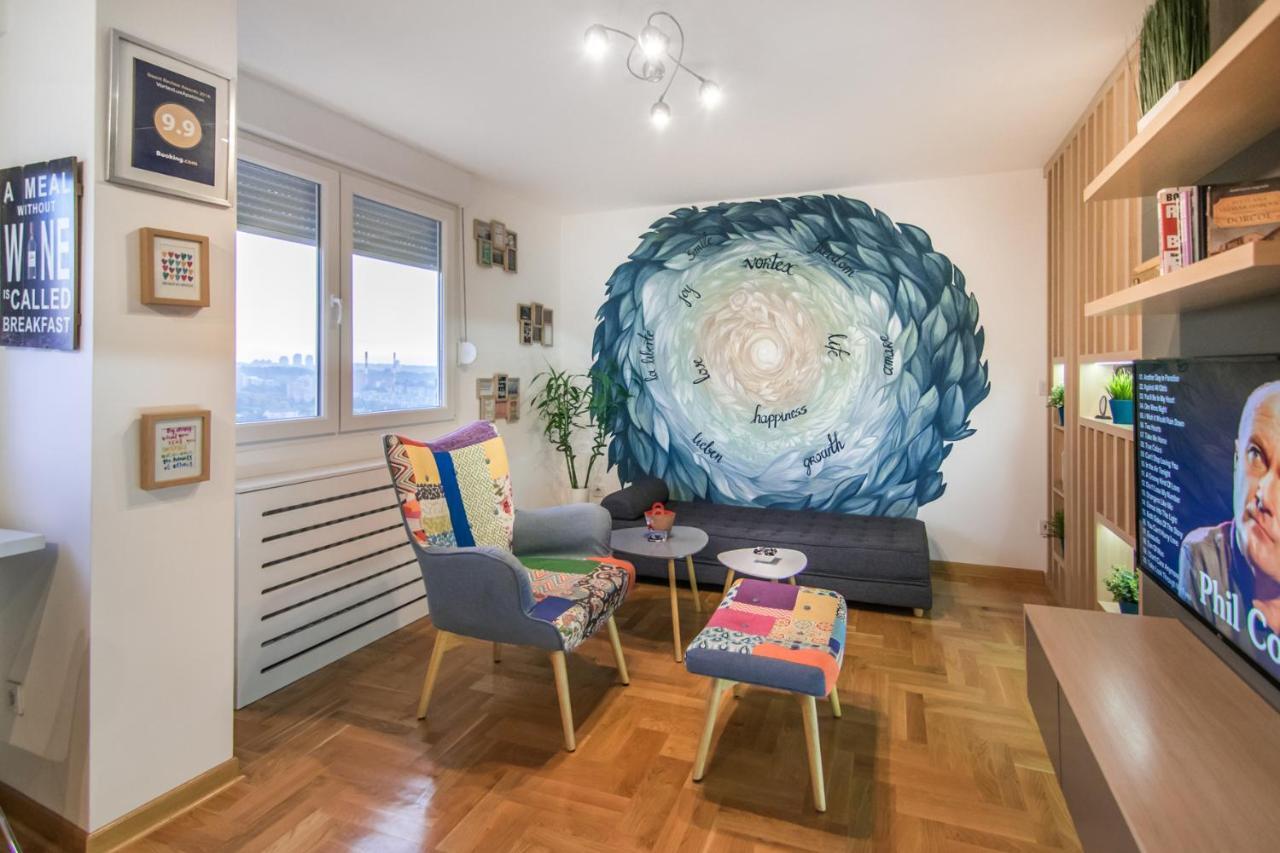 Vortexluxapatman Belgrade Luaran gambar
