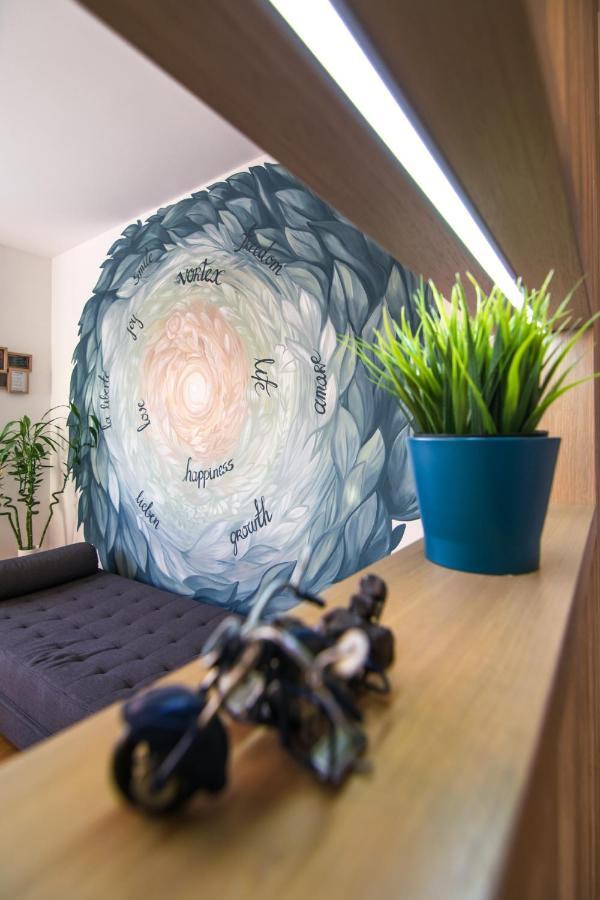 Vortexluxapatman Belgrade Luaran gambar